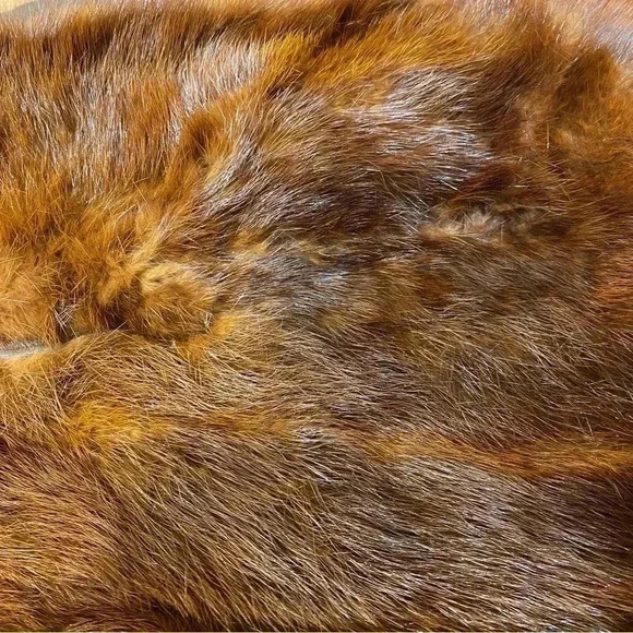 Mink stole with large button closure,beautifully lined vintage - Picture 4 of 4